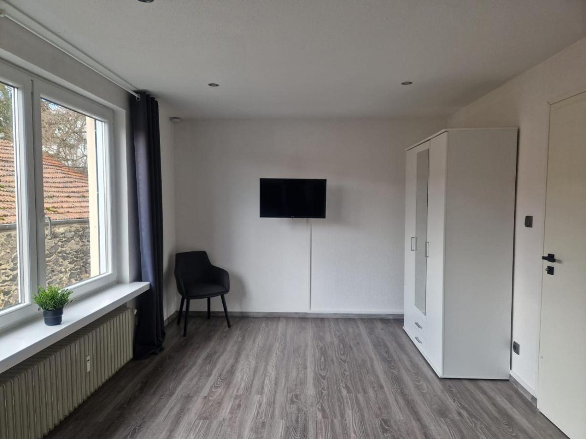 Ferienwohnung Am See Dillich - Ruhige Lage - Eigener Garten - Direkt Neben Einem Natursee Borken  Exterior foto