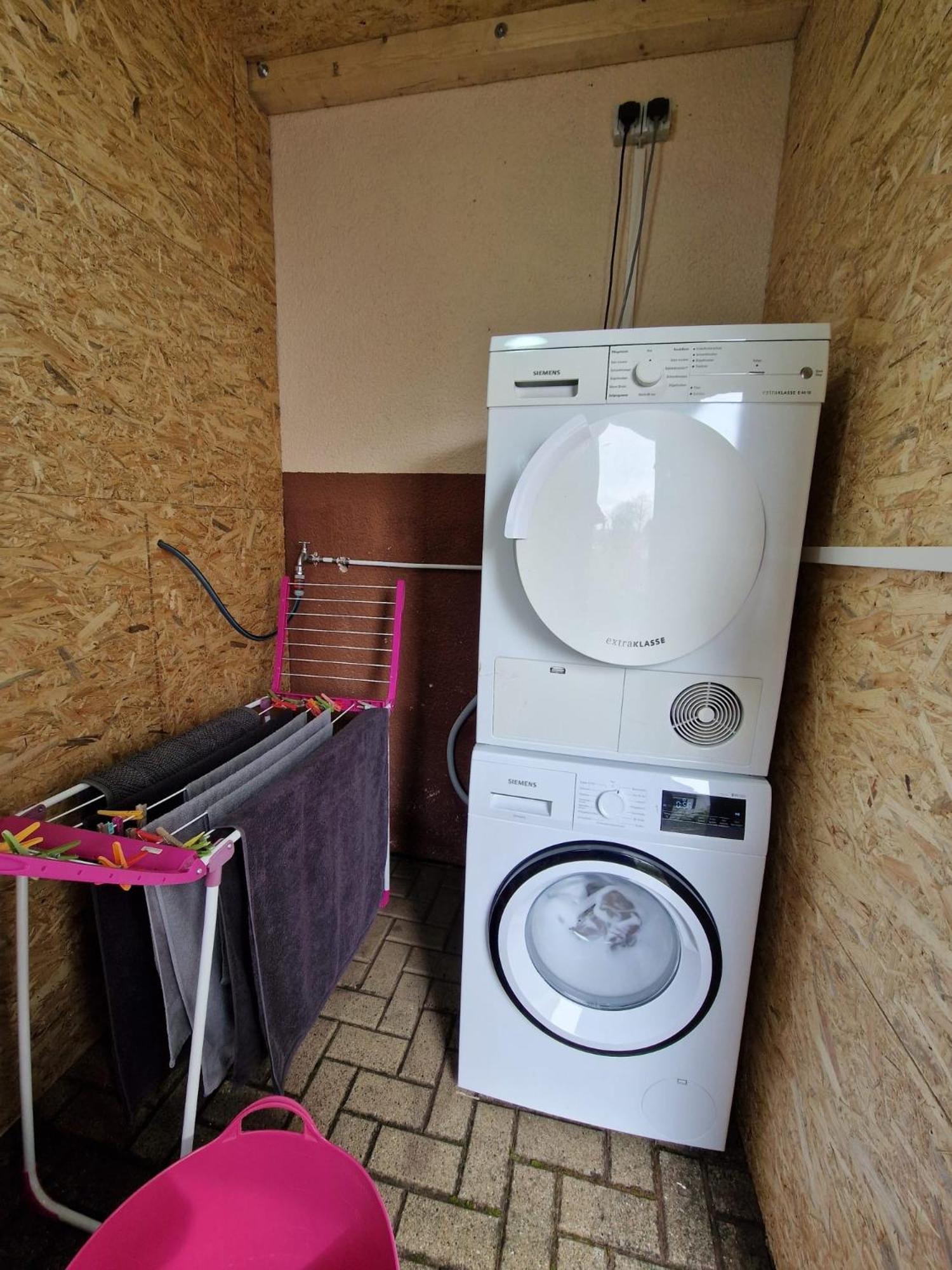 Ferienwohnung Am See Dillich - Ruhige Lage - Eigener Garten - Direkt Neben Einem Natursee Borken  Exterior foto